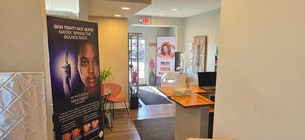 Maison Zolara lobby interior with Candela Matrix and GentleMax Pro Plus treatment displays
